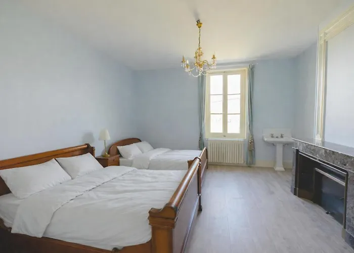 Maison De Groupe - Vignes - Campagne - Bordeaux * Bourg-sur-Gironde